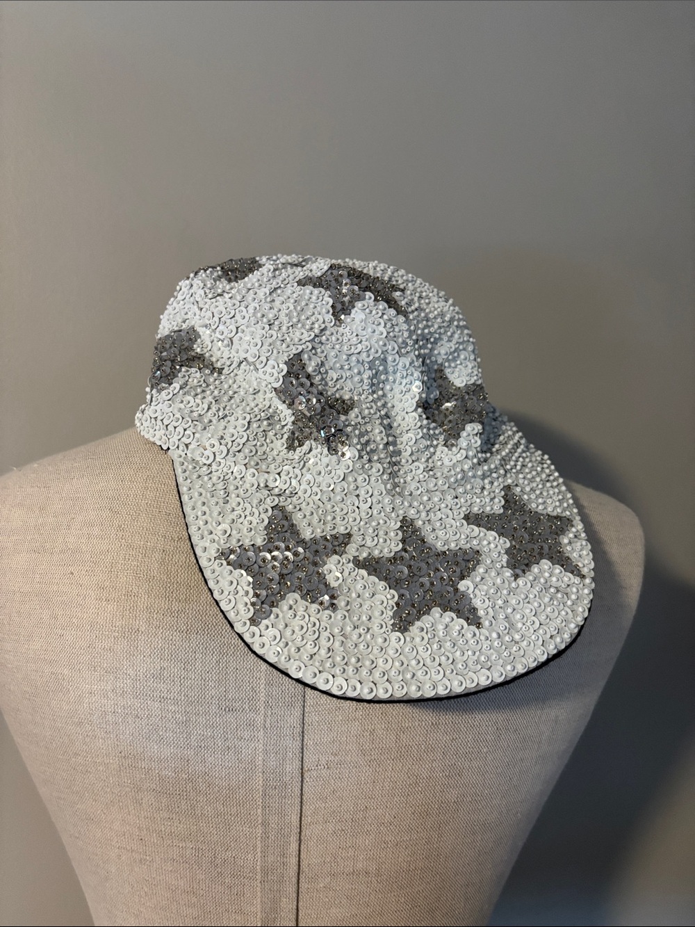 Sequin Star Visor Hat in White and Silver
